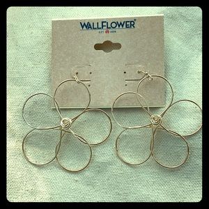 Flower earrings 🌸